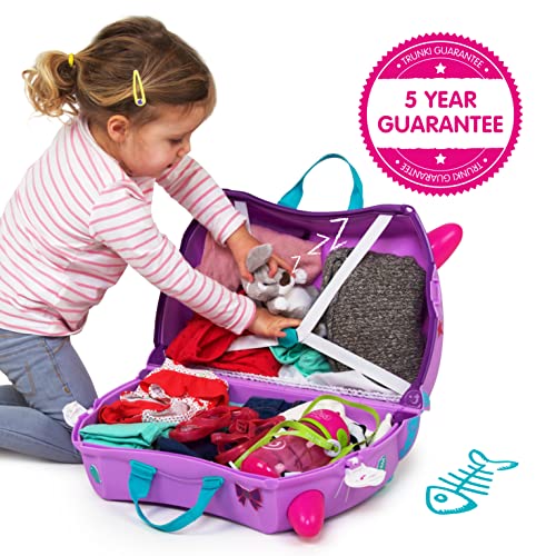 Trunki, child's suitcase, cabin luggage, Cassie the cat