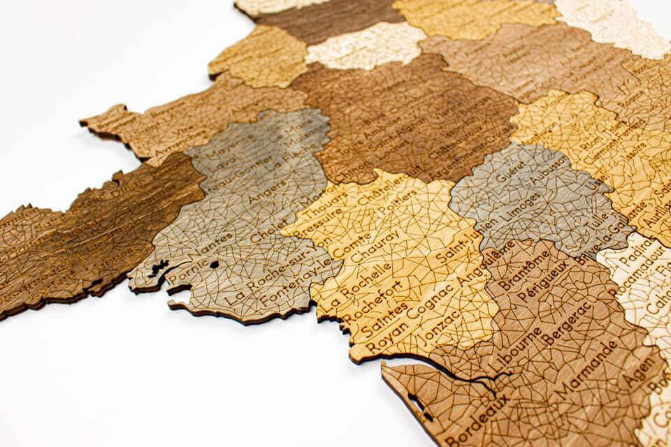 2D wooden map of France (69 x 68 cm)